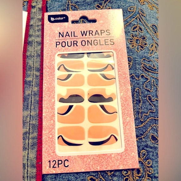 4 Sets of Trimmable to Customize Nail Decals, 4 Different Patterns - Picture 2 of 9